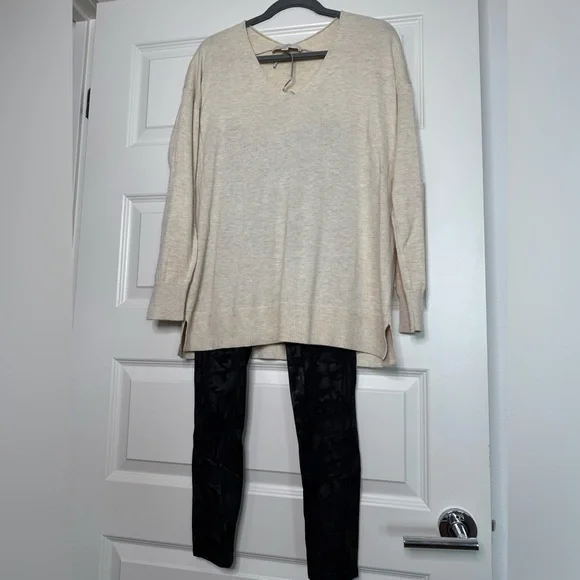 SPANX black camo leggings - Picture 6 of 7